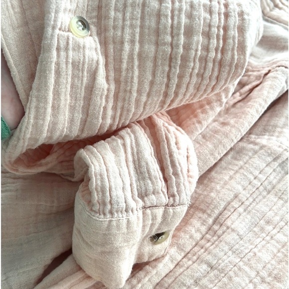 Sim & Sam,Incredibly Soft & So Romantic, Button-Front w/Tie,Excellent Condition - Picture 5 of 10